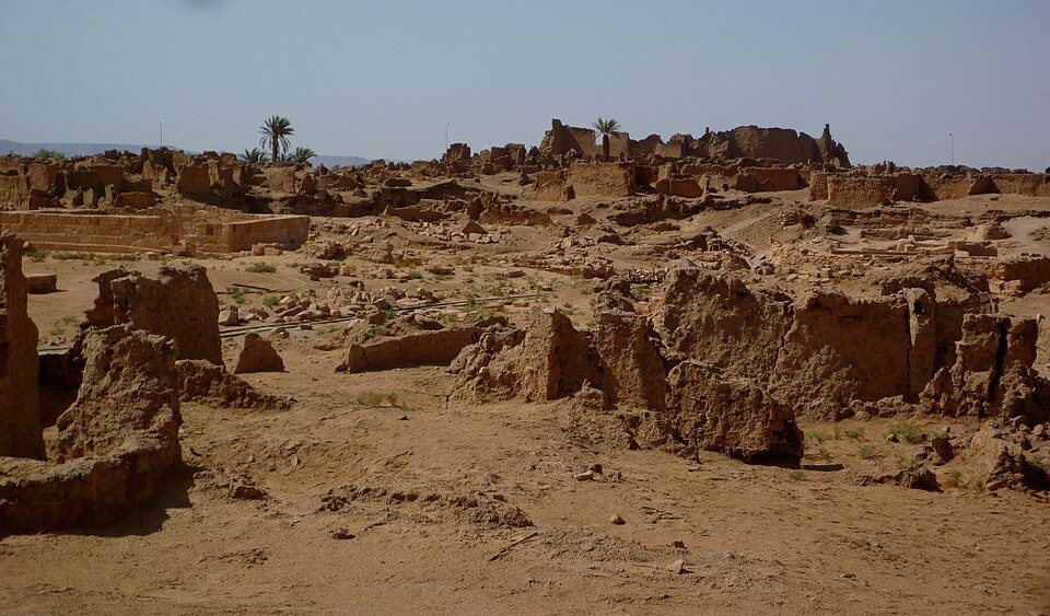 Ruins of ancient Garama in the Fezzan, photographed in 2010: the city associated with Garamantian agriculture, not a photograph of a foggara.