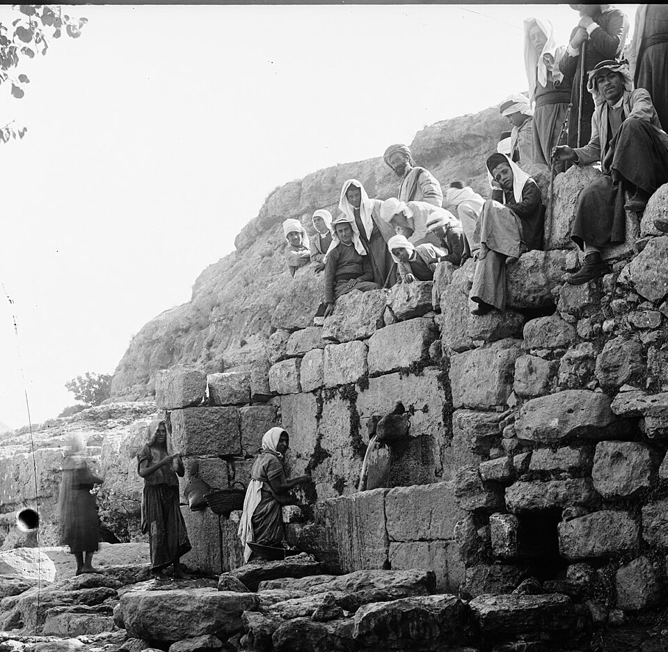 Historic Palestinian spring at Battir photographed in 1901